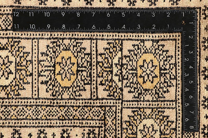 Bokhara 5' 6 x 8' 6 - No. 60628 - ALRUG Rug Store