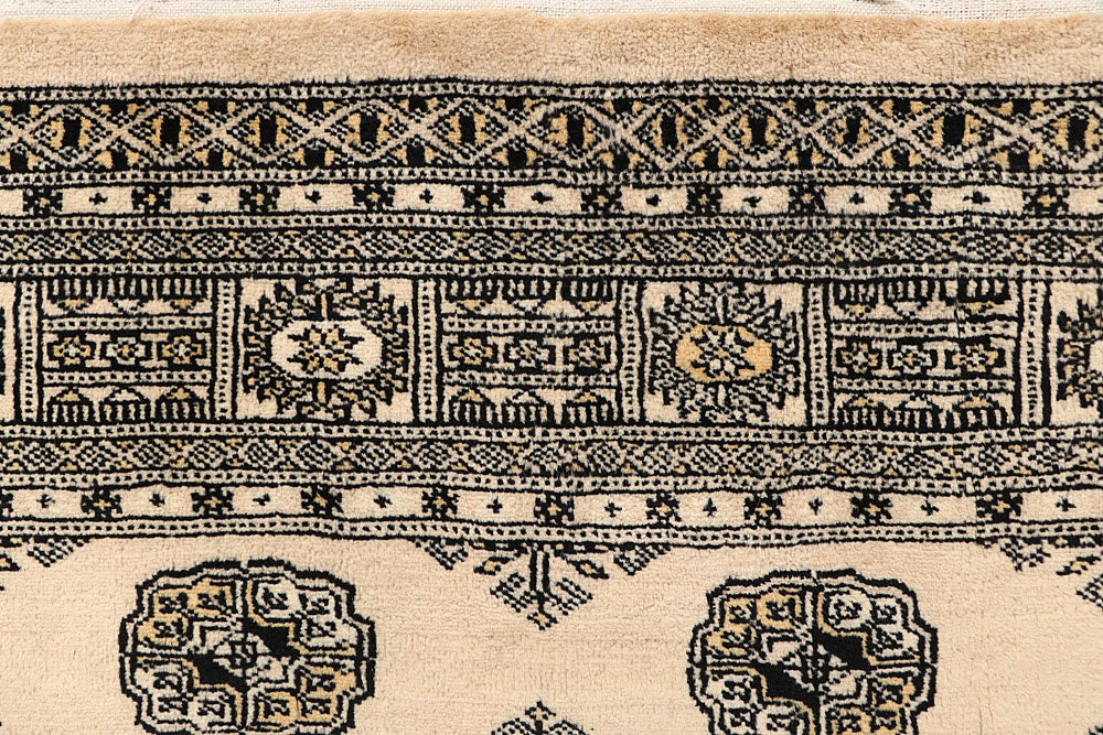 Bisque Bokhara 5' 5 x 8' - No. 60629 - ALRUG Rug Store