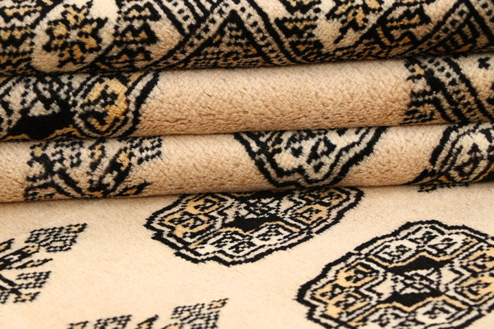 Bisque Bokhara 5' 5 x 8' - No. 60629 - ALRUG Rug Store