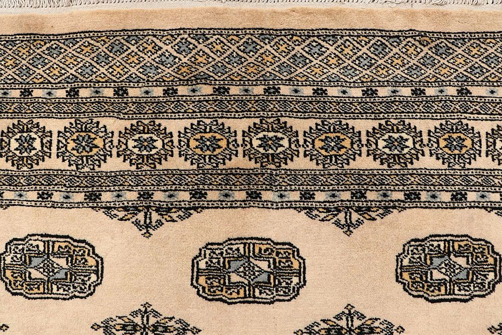 Bokhara 5' 6 x 7' 10 - No. 60632 - ALRUG Rug Store