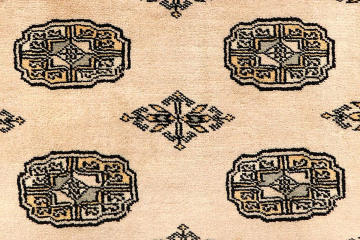 Bokhara 5' 6 x 7' 10 - No. 60632 - ALRUG Rug Store