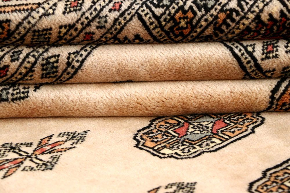 Bokhara 5' 6 x 8' 2 - No. 60633 - ALRUG Rug Store