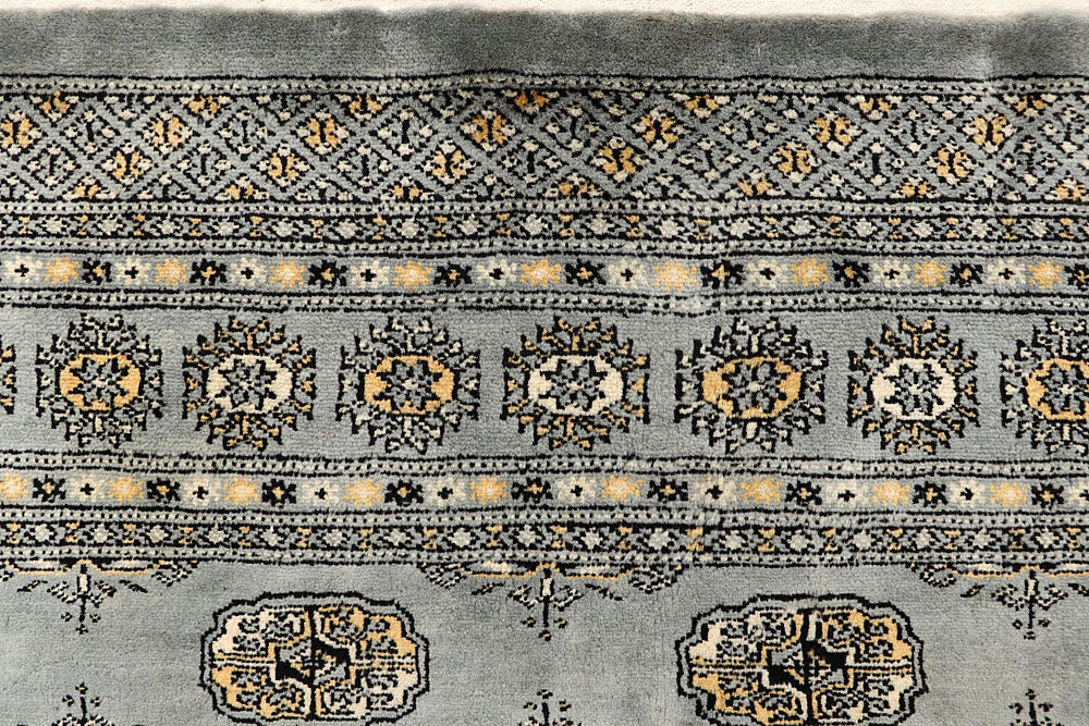Silver Bokhara 5' 7 x 8' 3 - No. 60646 - ALRUG Rug Store