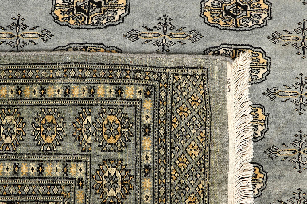 Silver Bokhara 5' 7 x 8' 3 - No. 60646 - ALRUG Rug Store