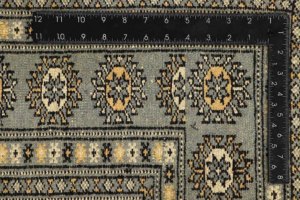 Silver Bokhara 5' 7 x 8' 3 - No. 60646 - ALRUG Rug Store