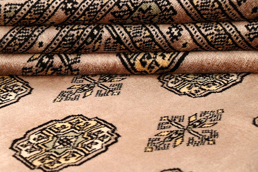 Antique White Bokhara 5' 9 x 8' 10 - No. 60650 - ALRUG Rug Store