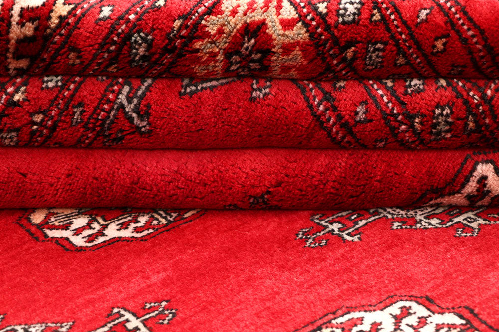 Firebrick Bokhara 4' 6 x 7' 1 - No. 60701 - ALRUG Rug Store