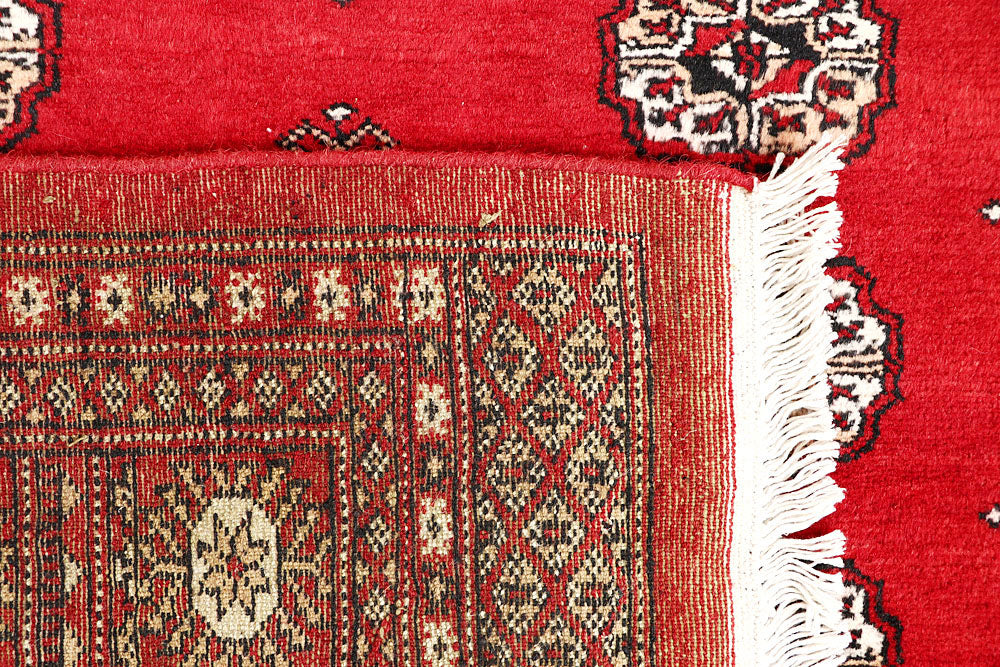 Red Bokhara 4' 6 x 6' 9 - No. 60712 - ALRUG Rug Store