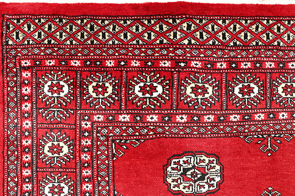 Red Bokhara 4' 5 x 7' 4 - No. 60717 - ALRUG Rug Store