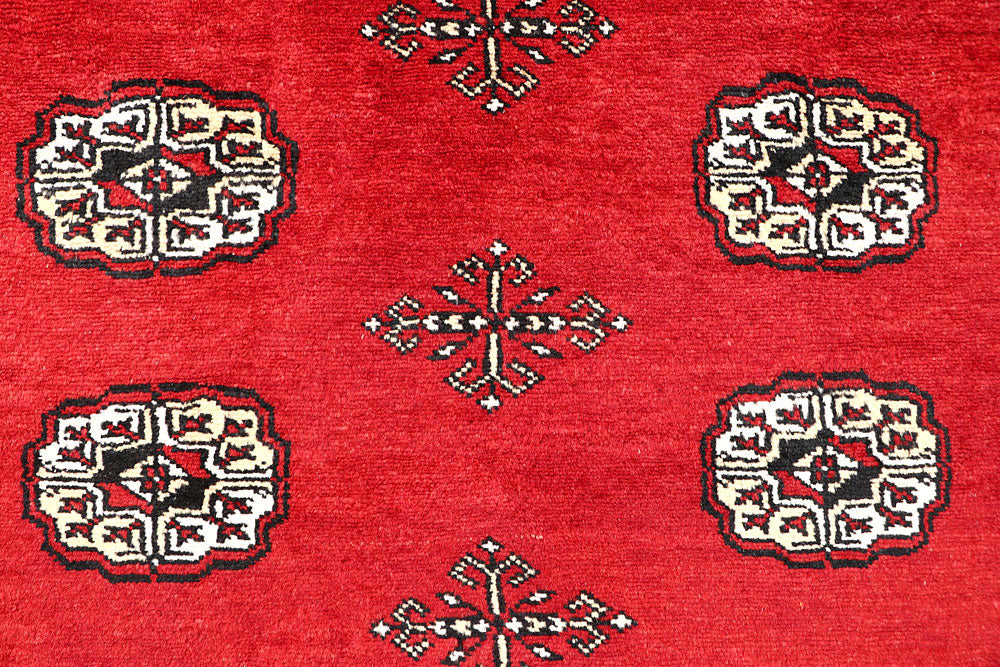 Red Bokhara 4' 5 x 7' 4 - No. 60717 - ALRUG Rug Store