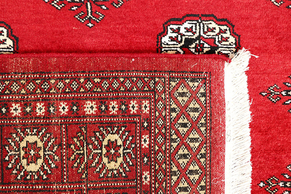 Red Bokhara 4' 5 x 7' 4 - No. 60717 - ALRUG Rug Store