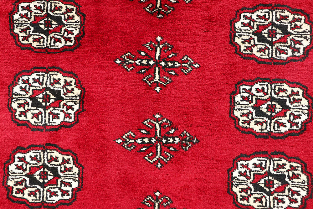 Red Bokhara 4' 6 x 6' 4 - No. 60725 - ALRUG Rug Store