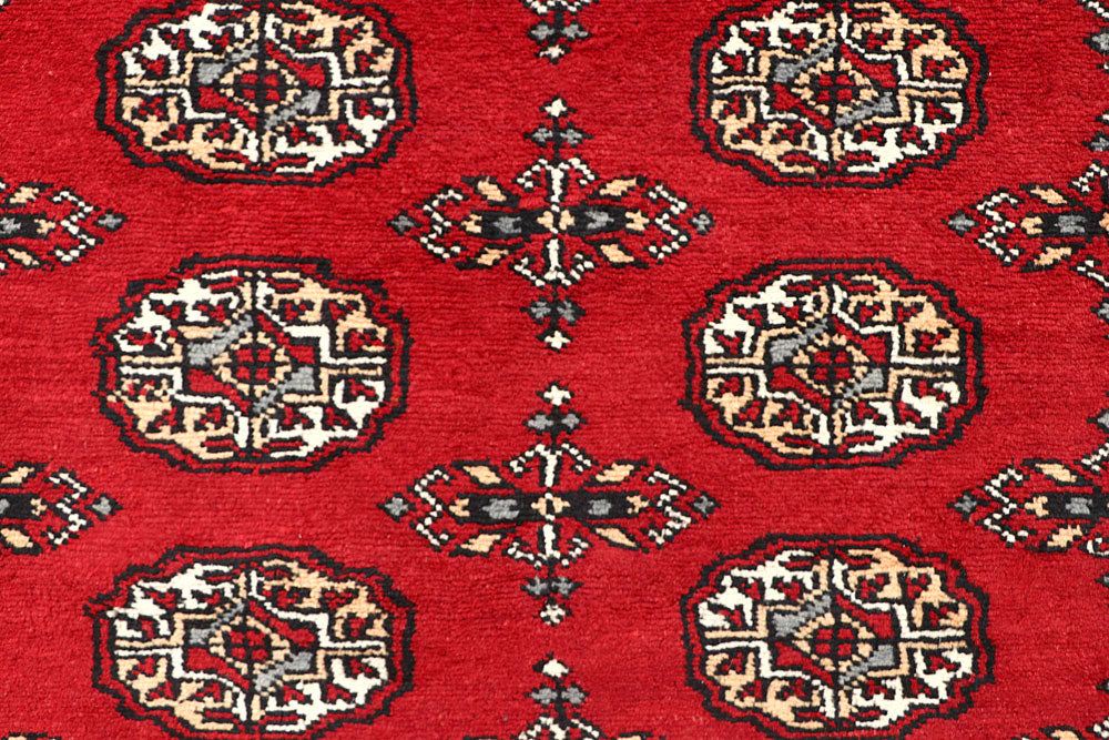 Red Bokhara 4' 6 x 6' 7 - No. 60747 - ALRUG Rug Store