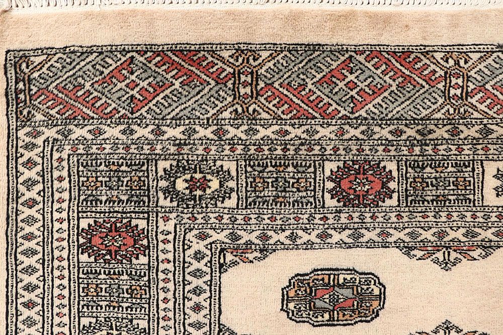 Bokhara 4' 6 x 6' 3 - No. 60785 - ALRUG Rug Store