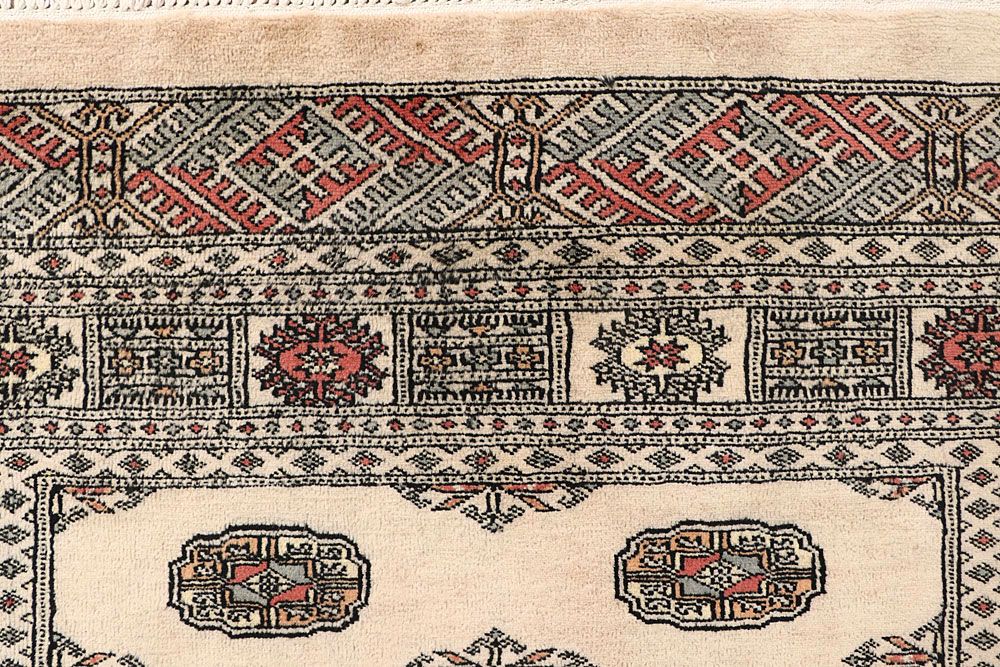 Bokhara 4' 6 x 6' 3 - No. 60785 - ALRUG Rug Store