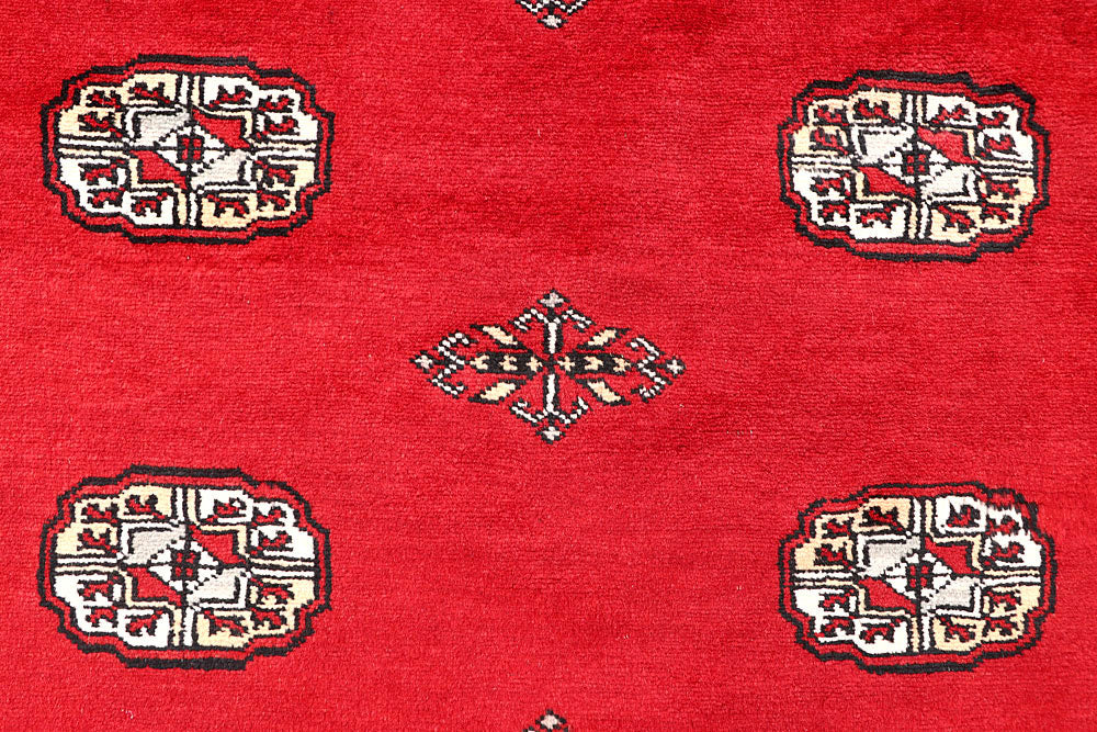 Red Bokhara 6' 10 x 7' - No. 60813 - ALRUG Rug Store