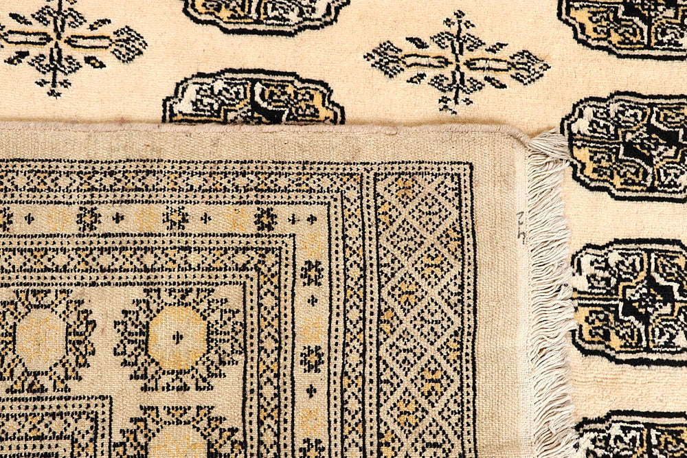 Blanched Almond Bokhara 6' 6 x 7' - No. 60830 - ALRUG Rug Store