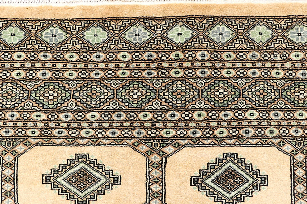 Navajo White Jaldar 6' 7 x 7' 1 - No. 60842 - ALRUG Rug Store