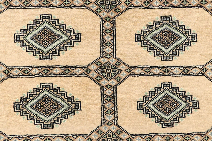 Navajo White Jaldar 6' 7 x 7' 1 - No. 60842 - ALRUG Rug Store