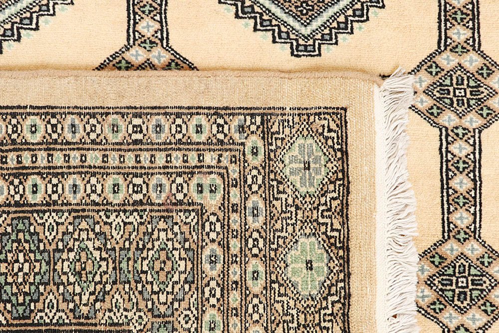 Navajo White Jaldar 6' 7 x 7' 1 - No. 60842 - ALRUG Rug Store