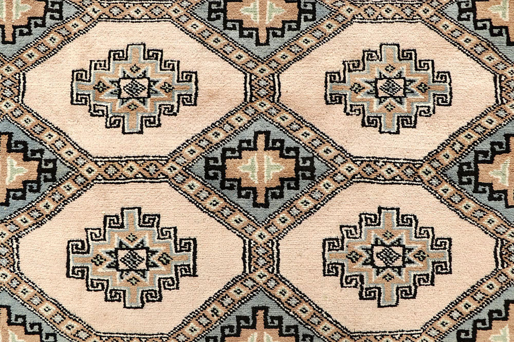 Blanched Almond Jaldar 6' 7 x 6' 5 - No. 60844 - ALRUG Rug Store