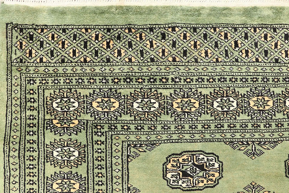 Olivedrab Bokhara 6' 9 x 7' - No. 60849 - ALRUG Rug Store