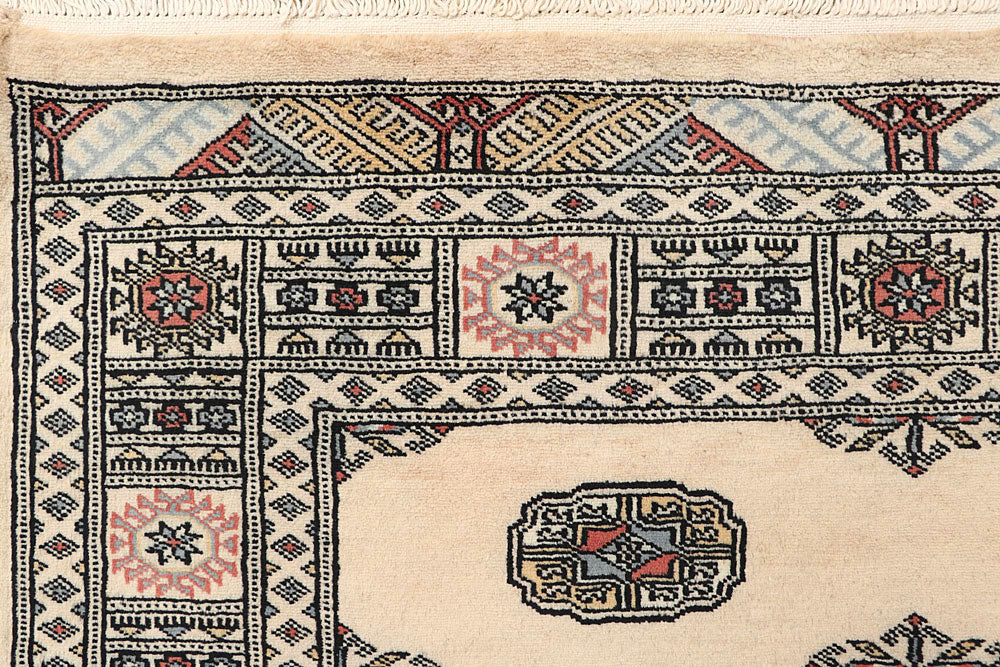 Cornsilk Bokhara 4' 2 x 6' - No. 60875 - ALRUG Rug Store