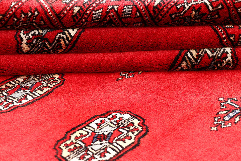 Red Bokhara 4' 1 x 5' 11 - No. 60975 - ALRUG Rug Store