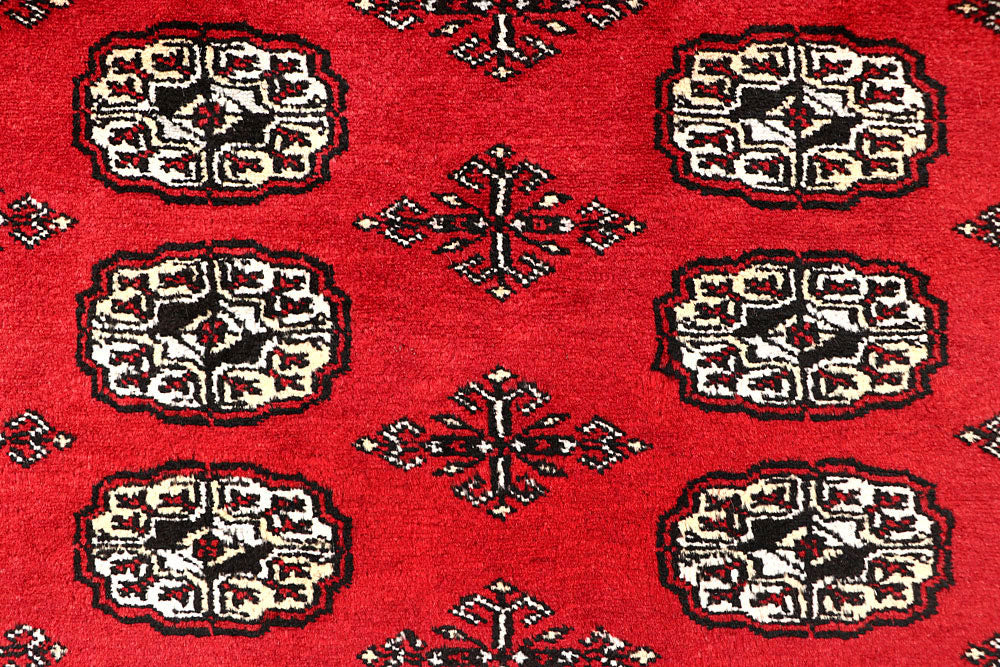Red Bokhara 4' 1 x 5' 9 - No. 60984 - ALRUG Rug Store