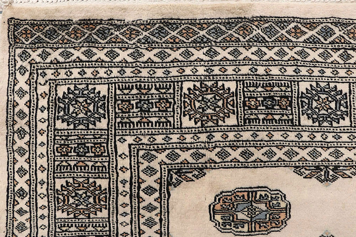 Bisque Bokhara 4' 3 x 6' - No. 61015