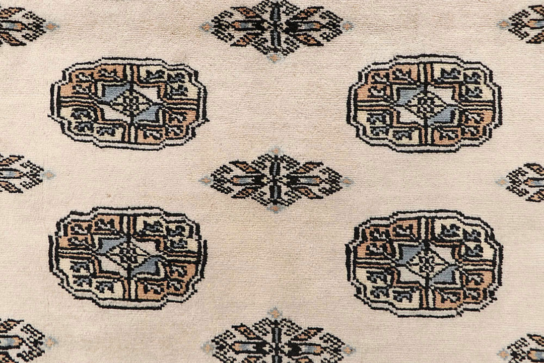 Bisque Bokhara 4' 3 x 6' - No. 61015