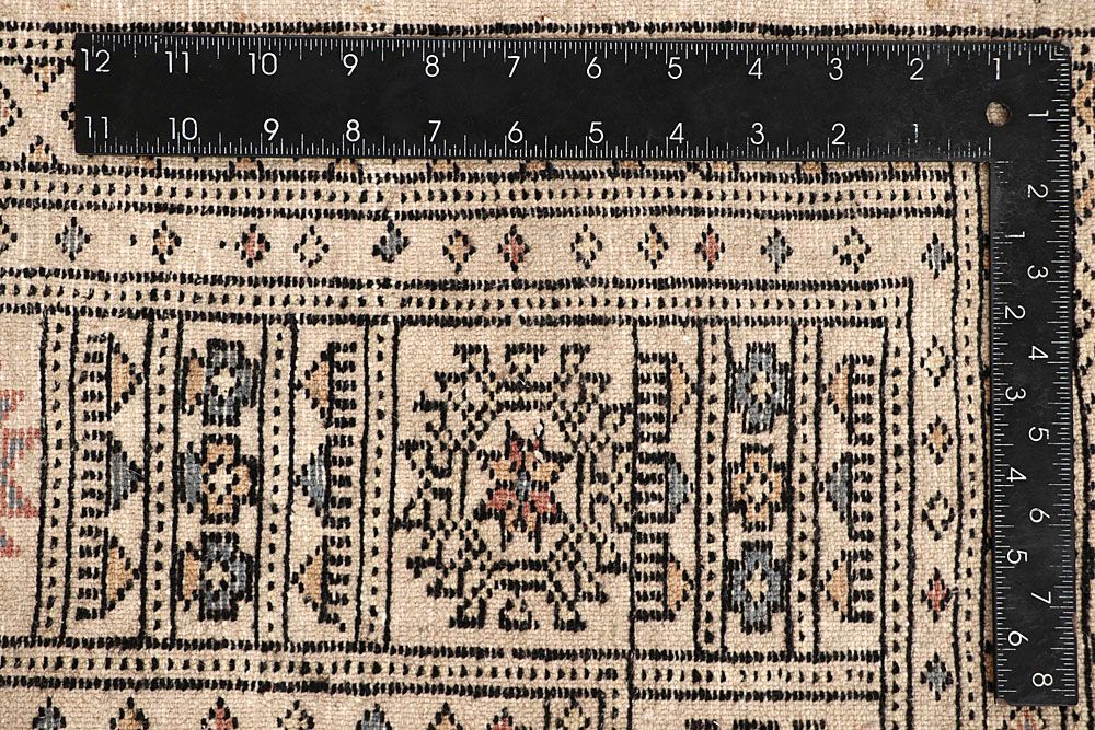 Bokhara 4' 3 x 6' 6 - No. 61025 - ALRUG Rug Store