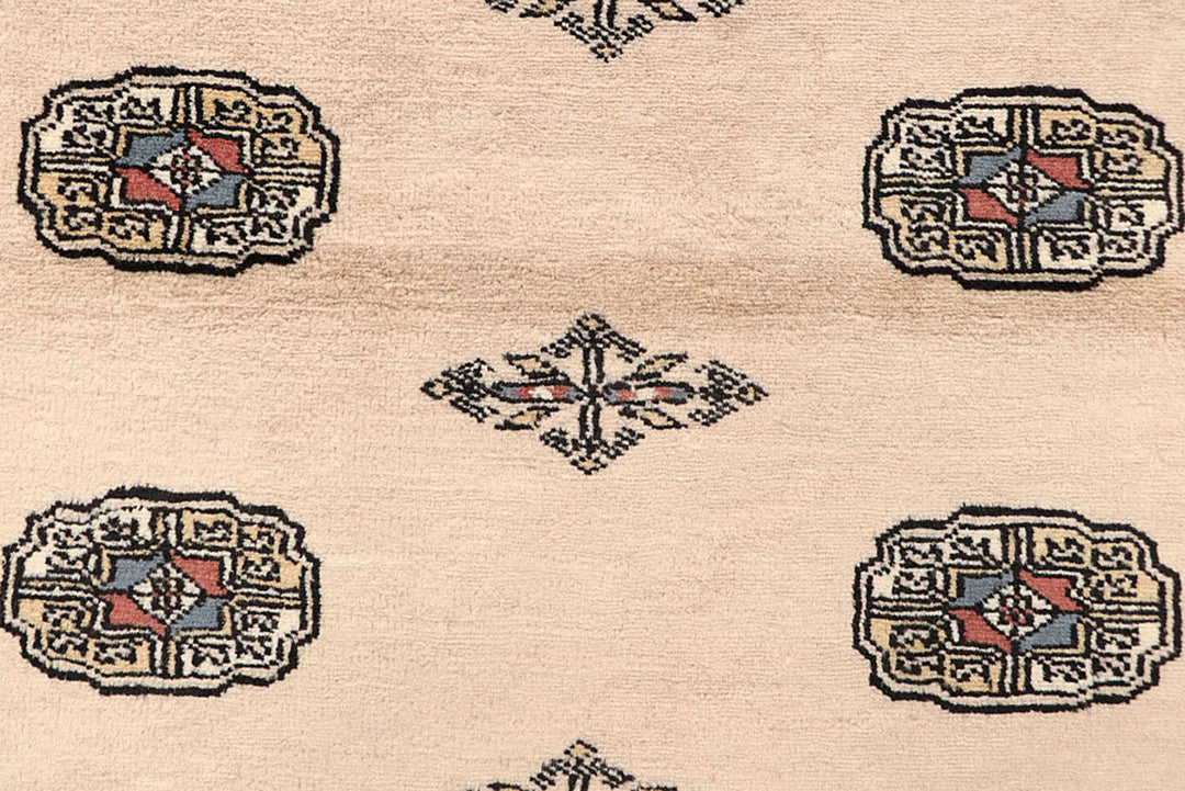 Bisque Bokhara 4' 2 x 6' 4 - No. 61027