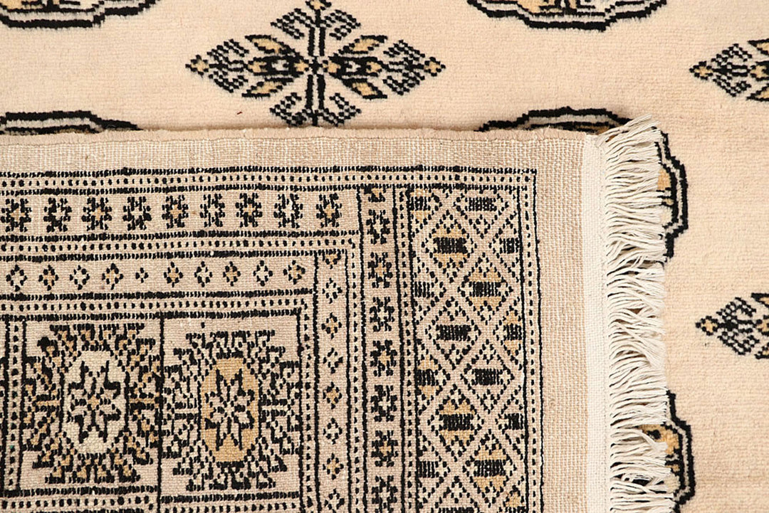 Bisque Bokhara 4' 2 x 6' 7 - No. 61030