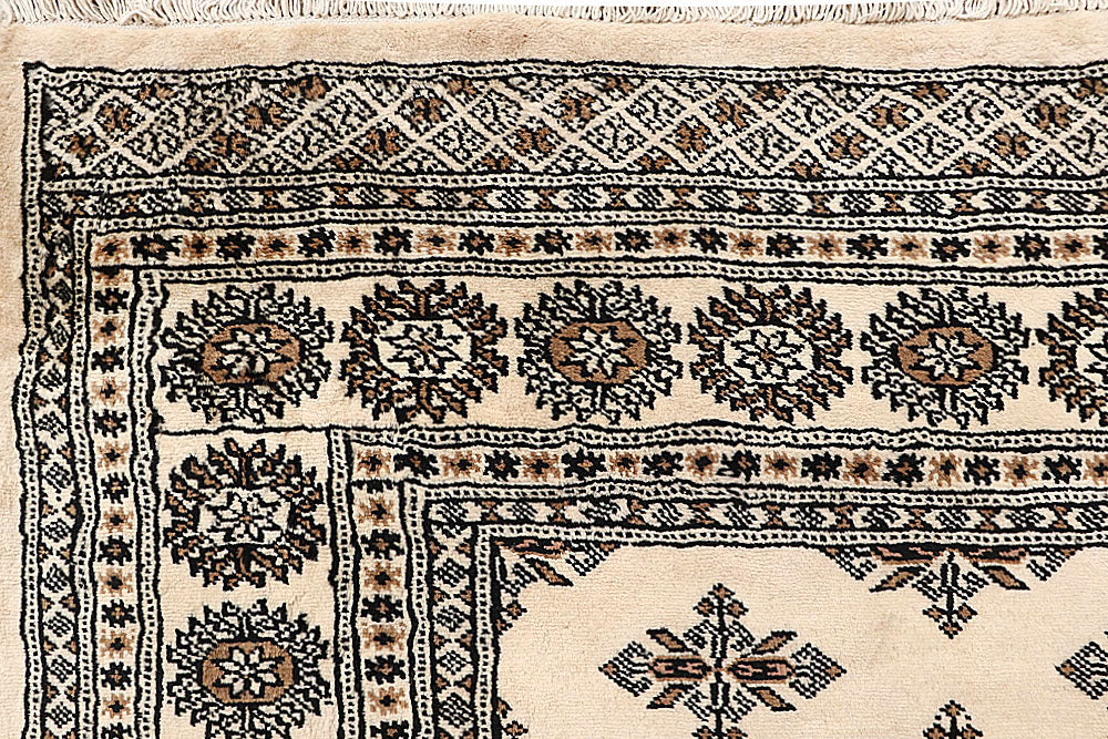 Cornsilk Butterfly 4' 2 x 6' 11 - No. 61036 - ALRUG Rug Store