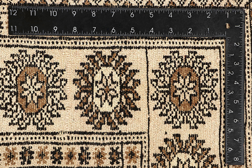 Cornsilk Butterfly 4' 2 x 6' 11 - No. 61036 - ALRUG Rug Store