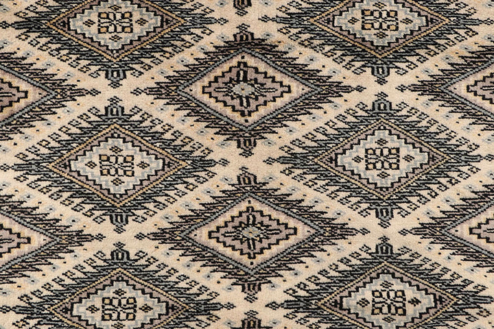 Cornsilk Jaldar 3'  11" x 6'  3" - No. QA65917