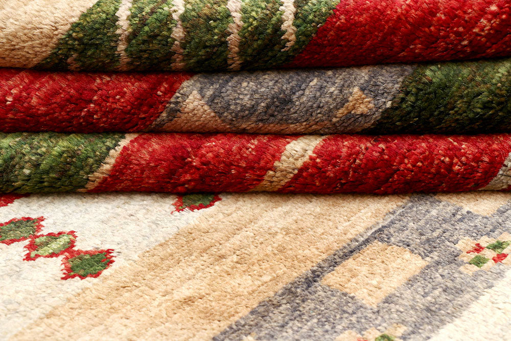 Multi Colored Gabbeh 4' 7 x 6' 4 - No. 61118 - ALRUG Rug Store