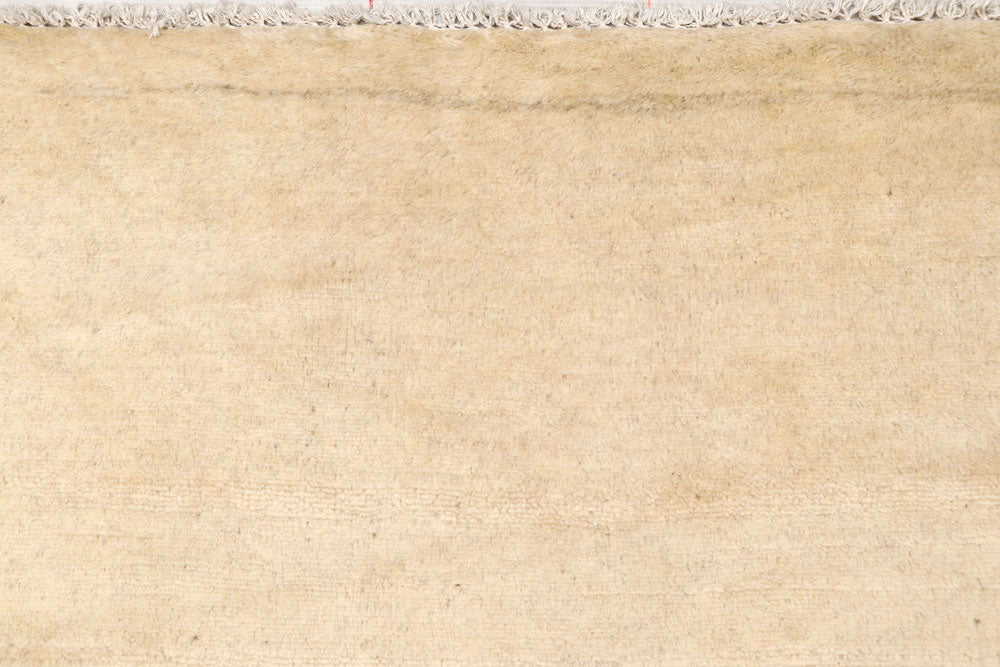 Blanched Almond Gabbeh 4' x 6' - No. 61119 - ALRUG Rug Store