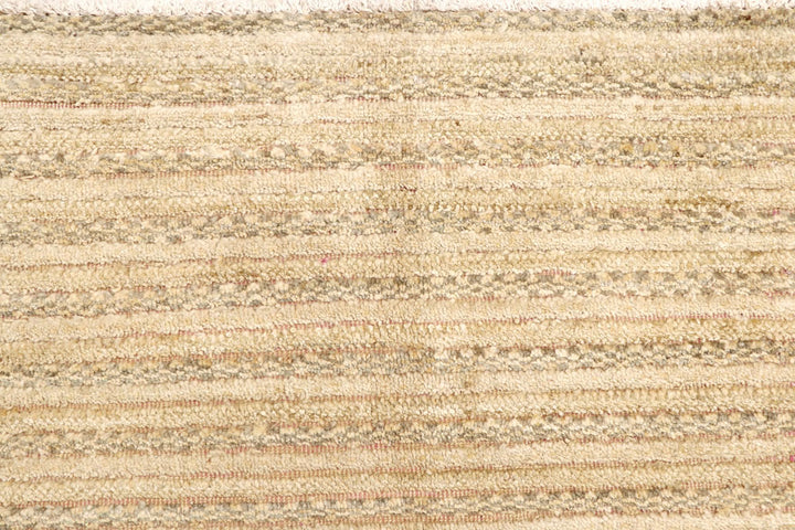 Tan Gabbeh 5' 6 x 8' 3 - No. 61148 - ALRUG Rug Store