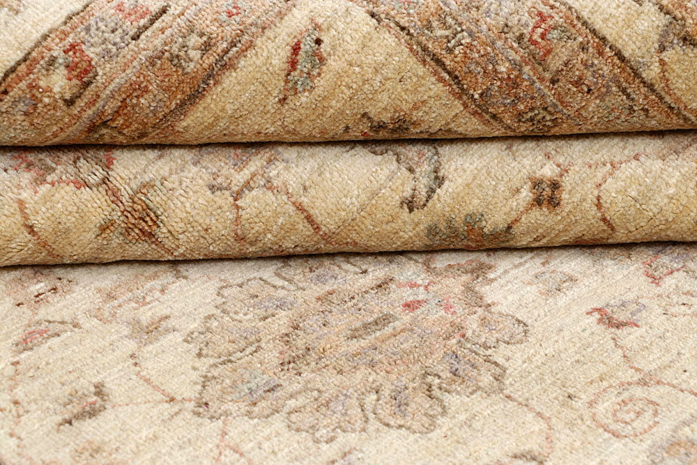 Blanched Almond Ziegler 5' 7 x 8' - No. 61349 - ALRUG Rug Store