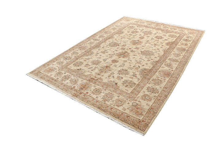 Blanched Almond Ziegler 5' 7 x 8' - No. 61349 - ALRUG Rug Store