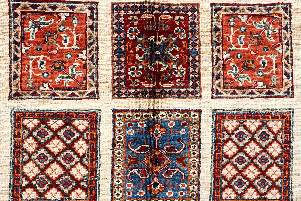 Kazak 5' 2 x 7' - No. 61414 - ALRUG Rug Store