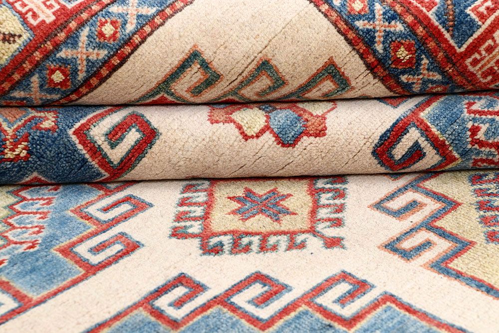 Kazak 5' x 6' 11 - No. 61613 - ALRUG Rug Store