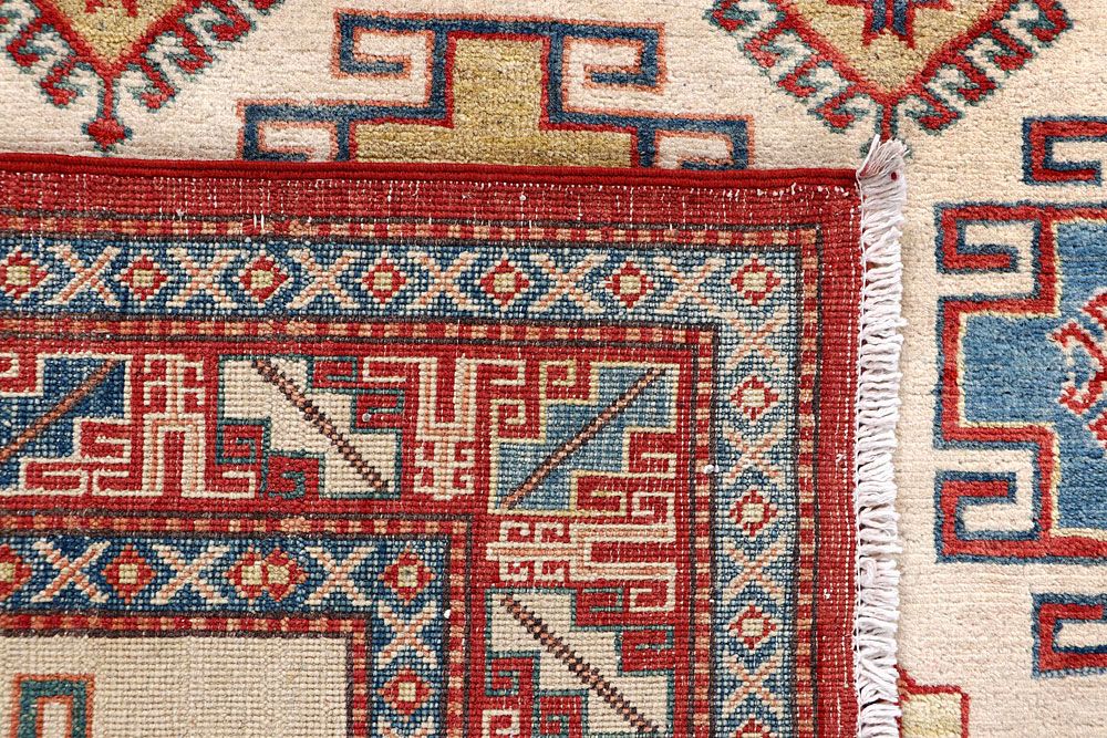 Kazak 5' x 6' 11 - No. 61613 - ALRUG Rug Store