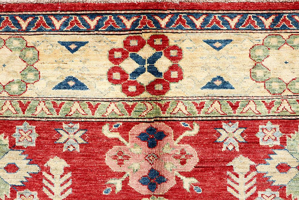 Kazak 6' x 7' 10 - No. 61615 - ALRUG Rug Store