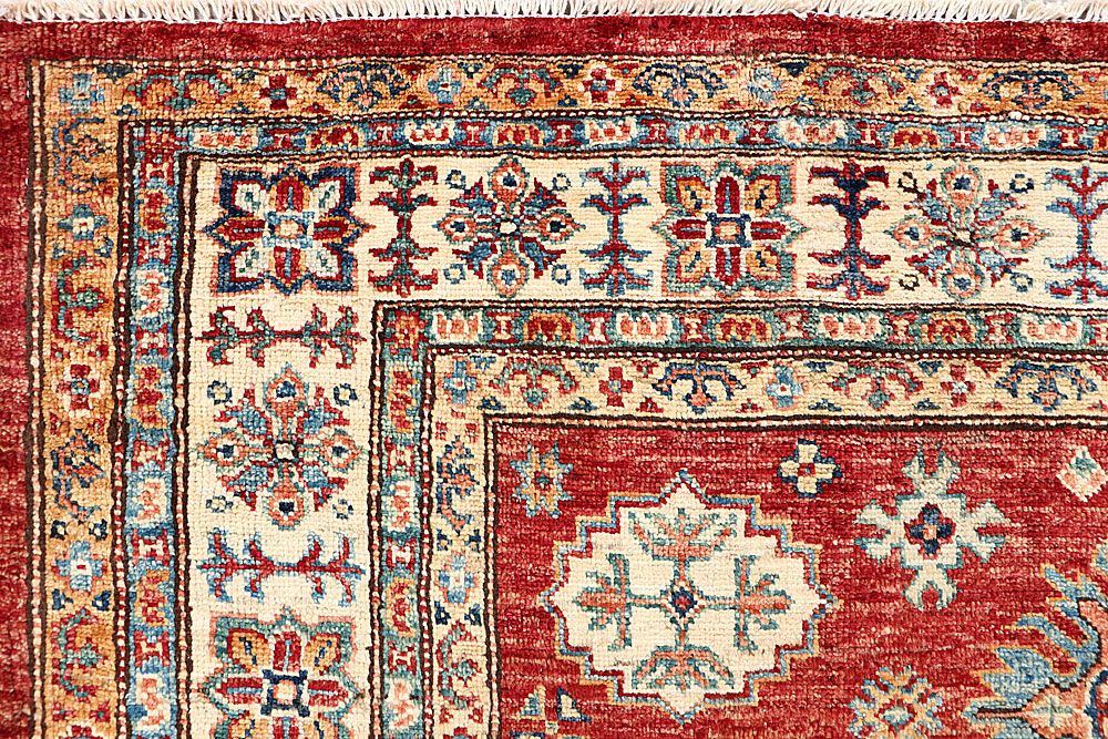 Kazak 4' 10 x 6' 9 - No. 61620 - ALRUG Rug Store