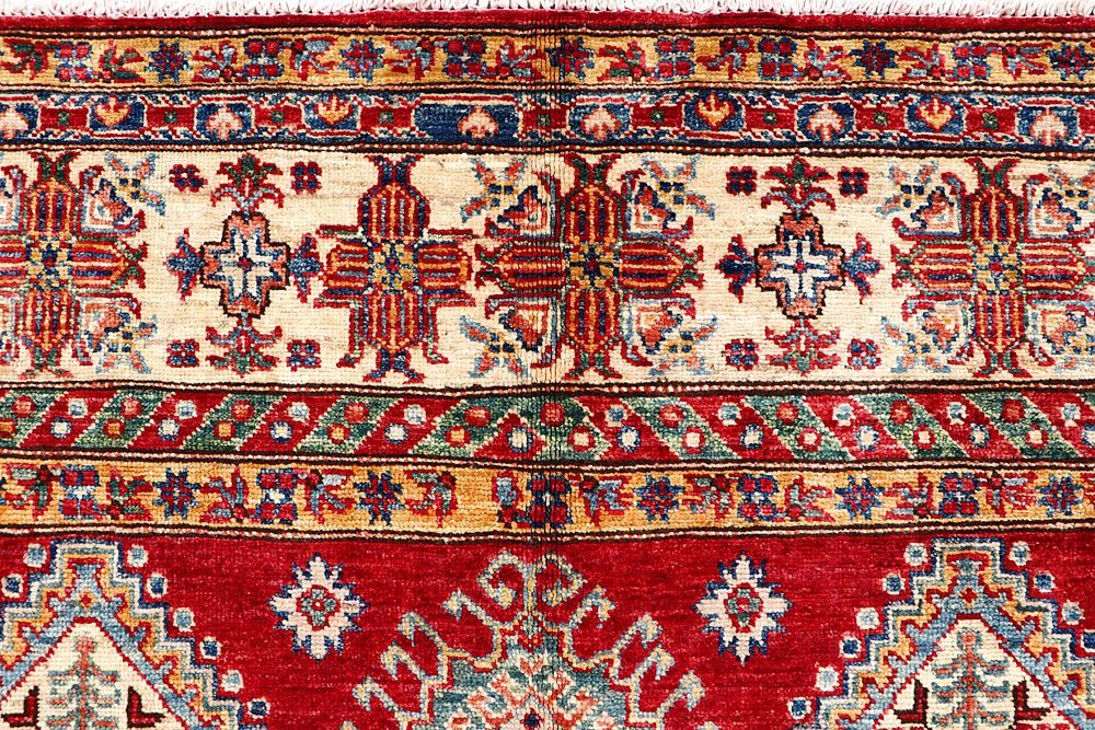 Kazak 5' 6 x 9' 7 - No. 61628 - ALRUG Rug Store