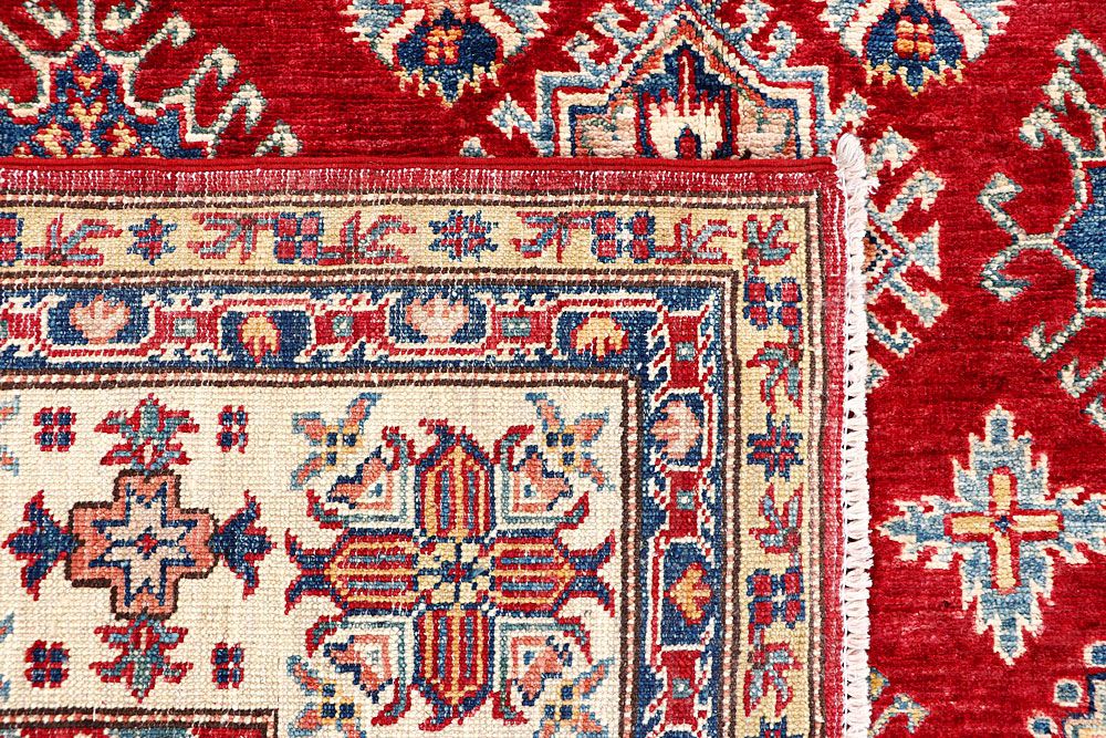 Kazak 5' 6 x 9' 7 - No. 61628 - ALRUG Rug Store