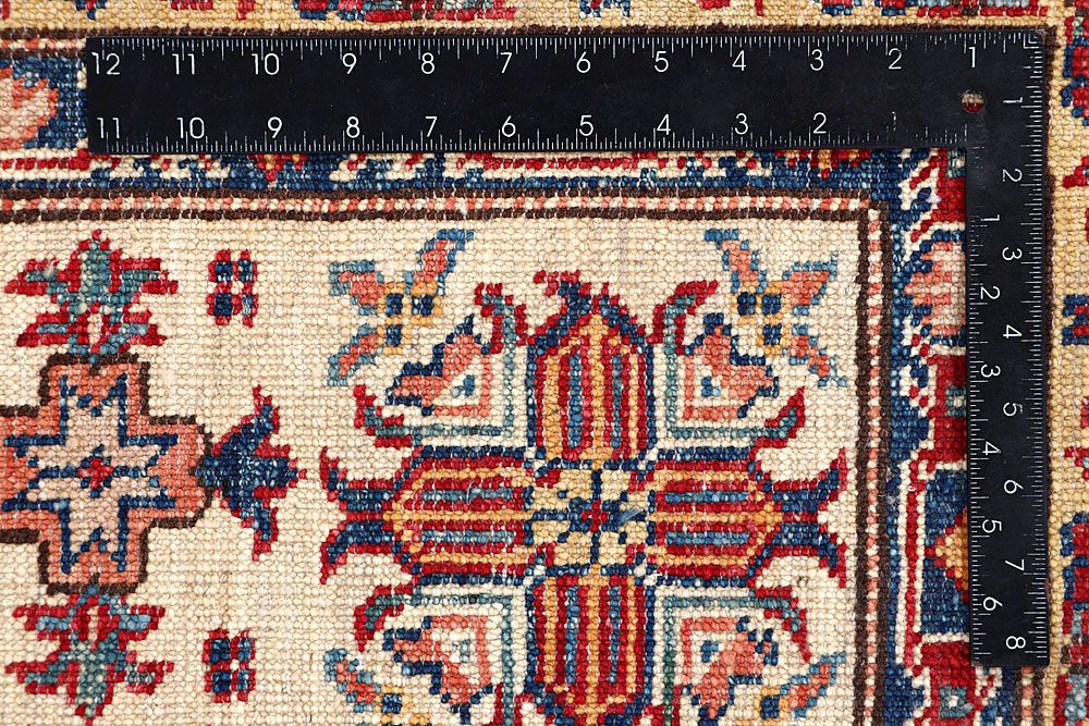Kazak 5' 6 x 9' 7 - No. 61628 - ALRUG Rug Store